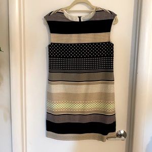 Dot patterned Mini shift dress